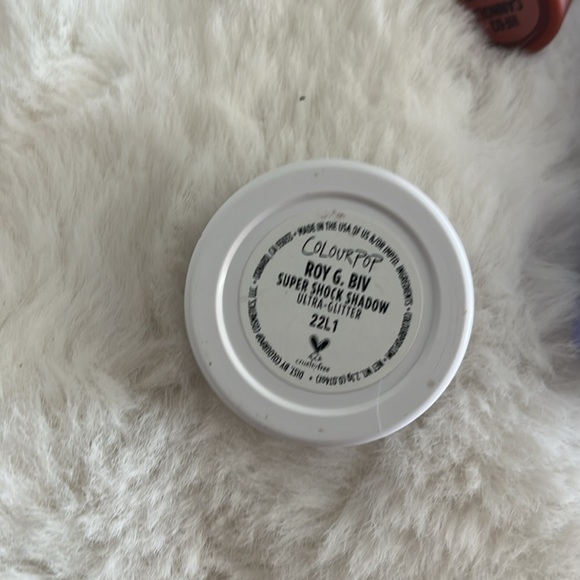 Mini makeup full size bundle (4 items) - Picture 7 of 11